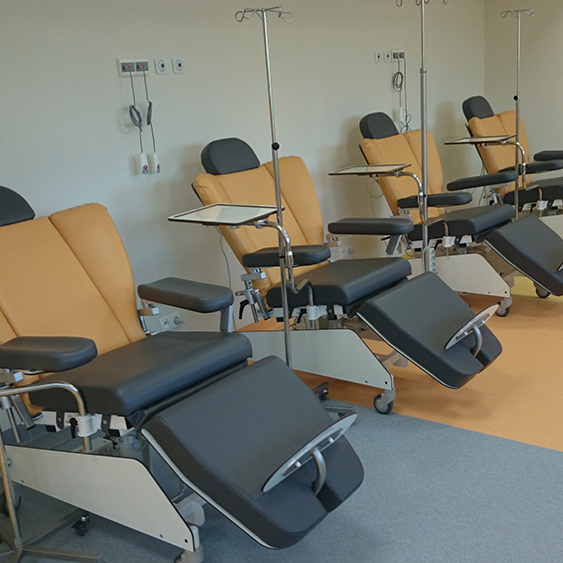 Dostawa foteli do chemioterapii dla Centrum Onkologii w Warszawie